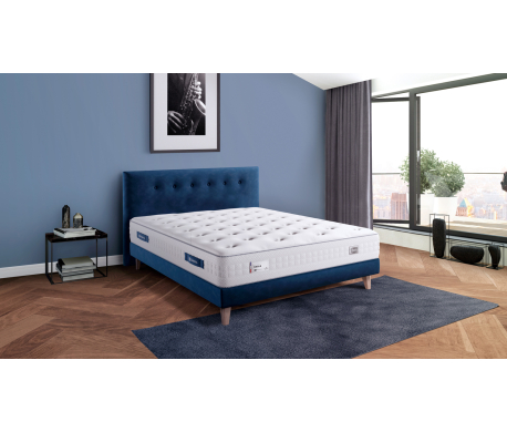 EAGLE_SIMMONS_Matelas_AMB.jpg